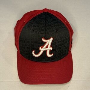 Alabama Crimson Tide Hat Cap Fit  Men's S/M Red/Black Nike Dri-FIT Classic99